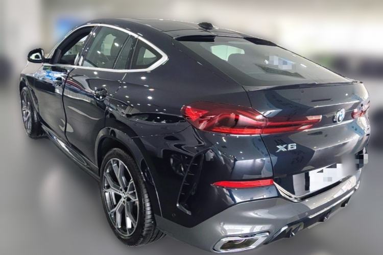 Used BMW X6 2023 xDrive40i Luxury Model with M Sport Package Rear Left 45 Deg