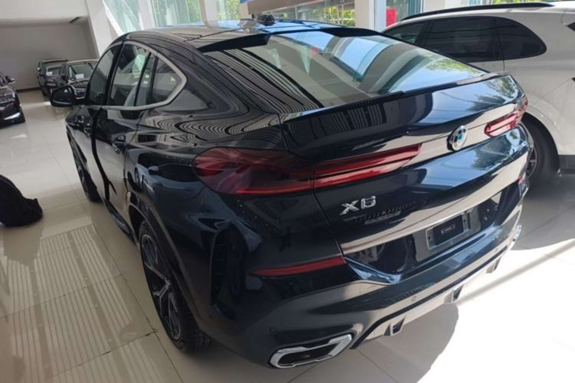 Used BMW X6 2023 xDrive40i M Sport Package Rear Left 45 Deg