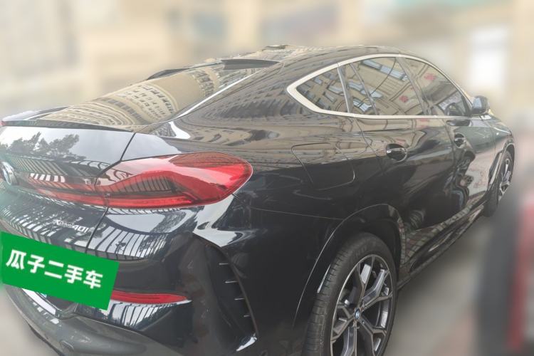 Used BMW X6 2023 xDrive40i Luxury Model with M Sport Package Rear Right 45 Deg