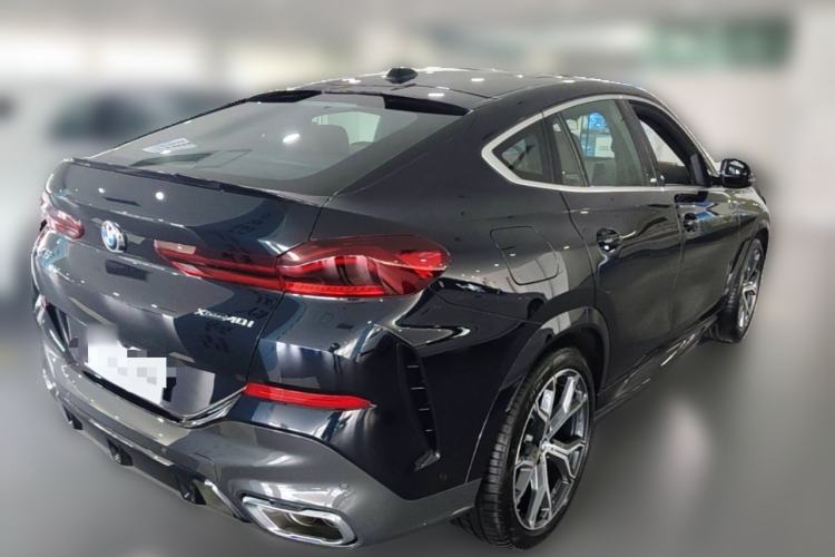 Used BMW X6 2023 xDrive40i Luxury Model with M Sport Package Rear Right 45 Deg