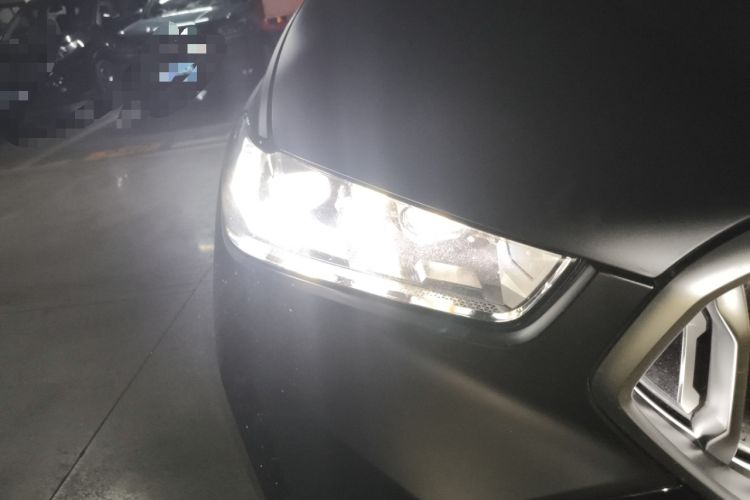 Used BMW X6 2023 xDrive30i M Sport Package Right Front Headlight