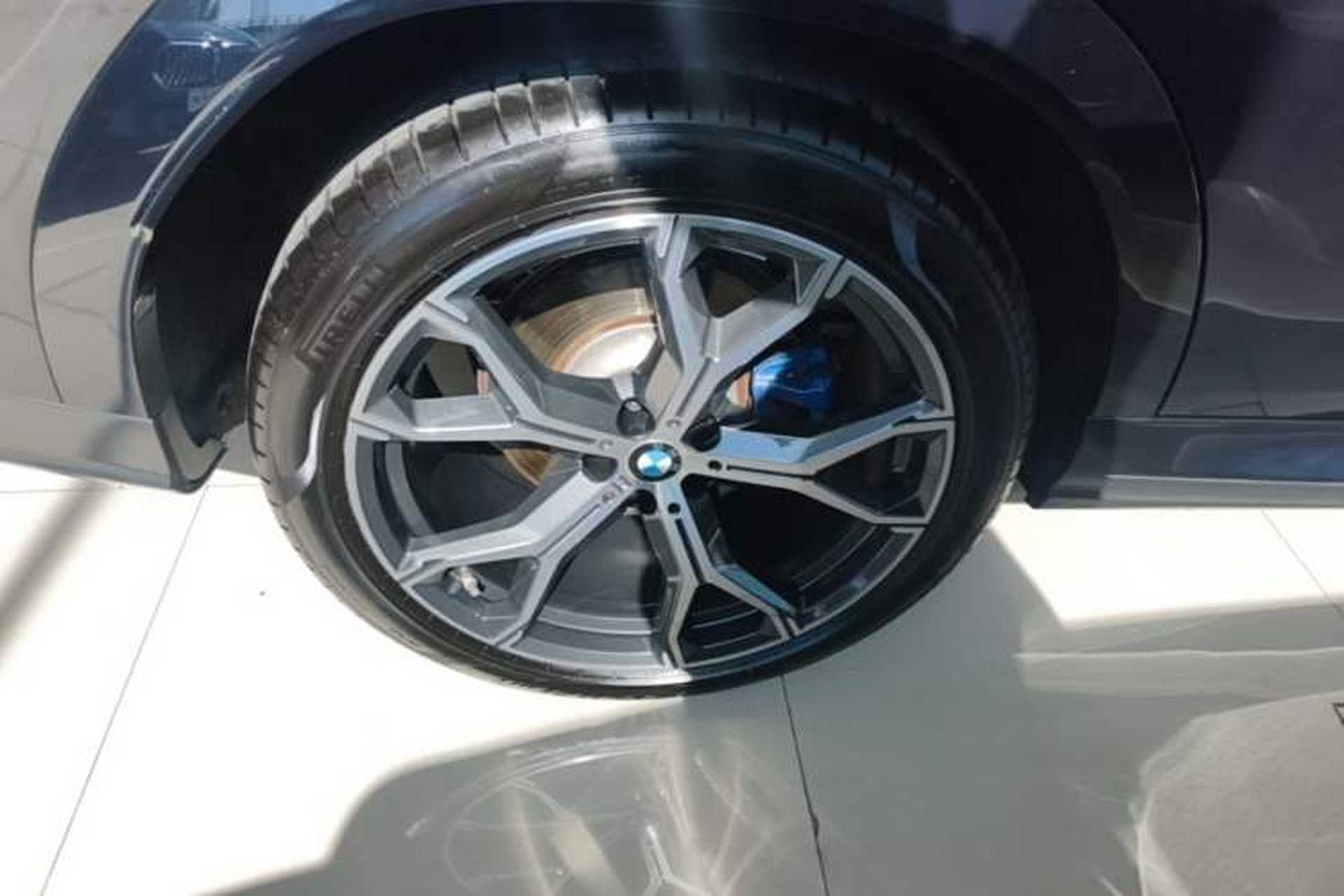 Used BMW X6 2023 xDrive40i M Sport Package Right Rear Wheel Hub