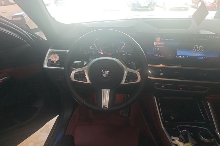 Used BMW X6 2023 xDrive30i M Sport Package Steering Wheel