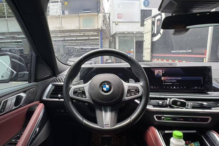 Used BMW X6 2023 xDrive40i M Sport Package Steering Wheel