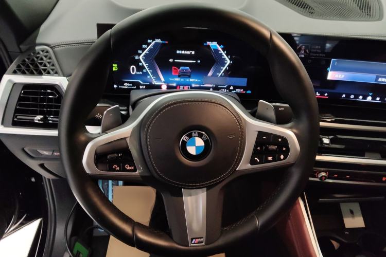 Used BMW X6 2023 xDrive30i M Sport Package Steering Wheel