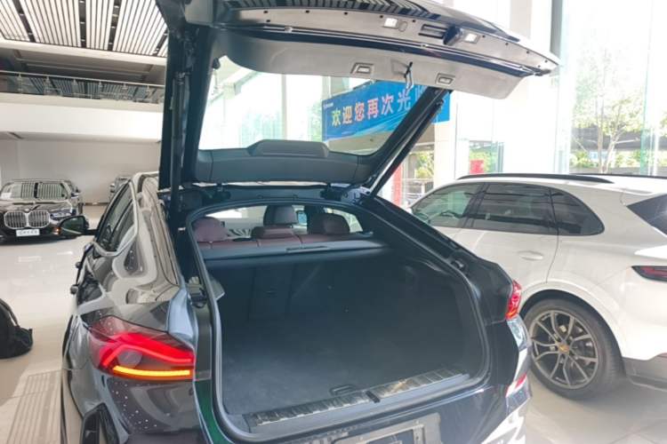 Used BMW X6 2023 xDrive40i M Sport Package Trunk