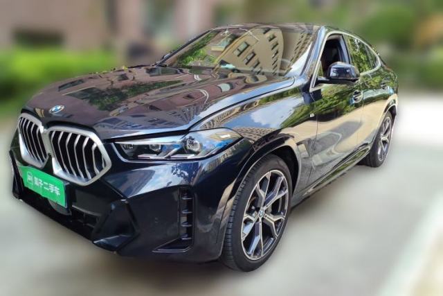 Ojetý BMW X6 2023 xDrive40i M Sport Package