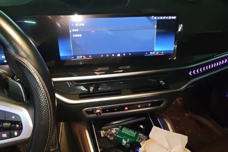 Used BMW X6 2023 xDrive30i M Sport Package Audio And AC Panel