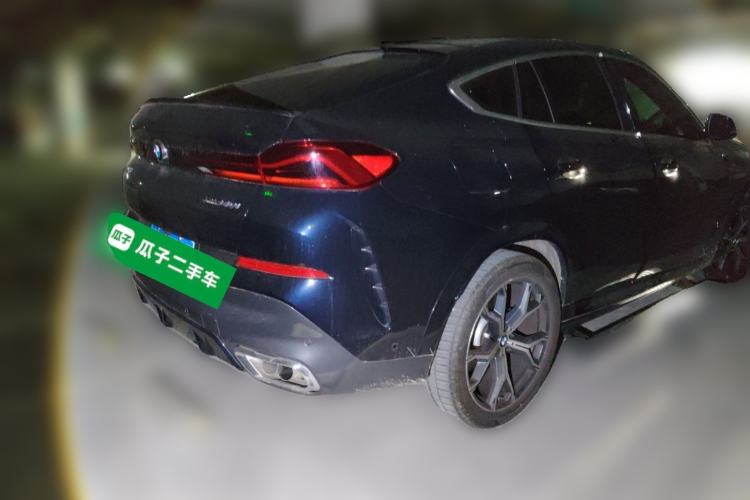 Used BMW X6 2023 xDrive40i Luxury Model with M Sport Package Rear Right 45 Deg