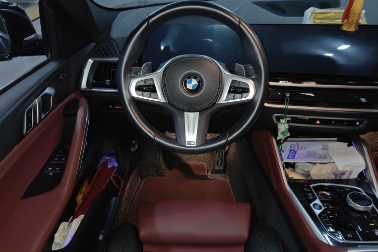Used BMW X6 2023 xDrive30i M Sport Package Steering Wheel