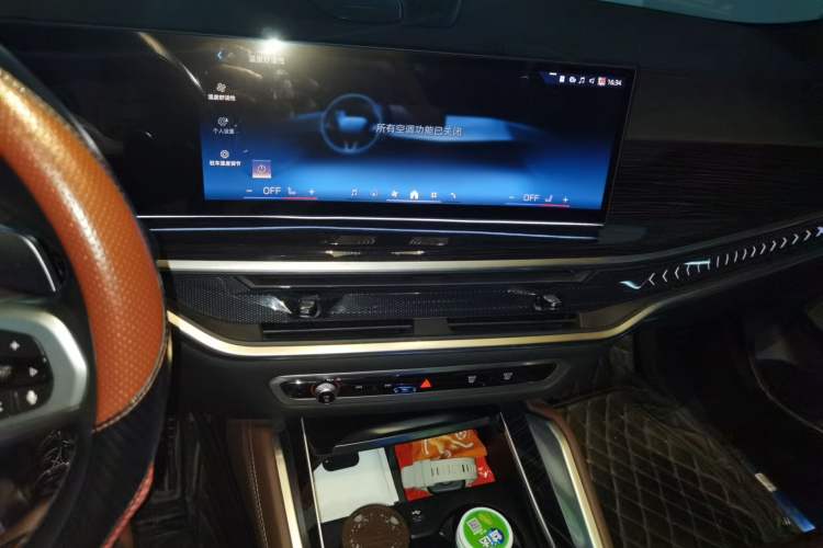 Used BMW X6 2023 xDrive40i M Sport Package Audio And AC Panel