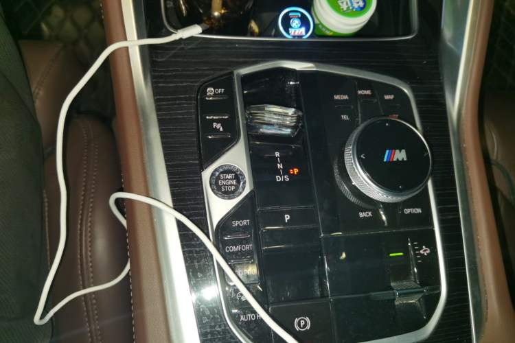 Used BMW X6 2023 xDrive40i M Sport Package Gear Lever