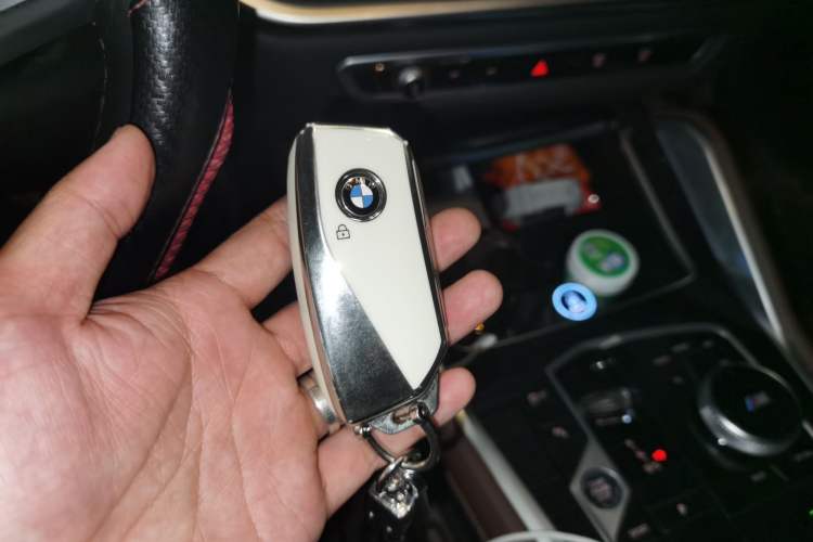 Used BMW X6 2023 xDrive40i M Sport Package Vehicle Key