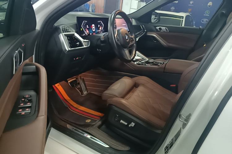 Used BMW X6 2023 xDrive30i M Sport Package Left Front Seat