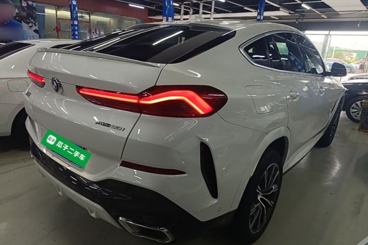 Used BMW X6 2023 xDrive30i M Sport Package Rear Right 45 Deg