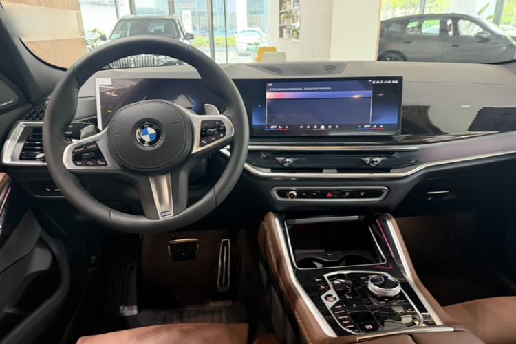 Used BMW X6 2026 Model xDrive40i M Sport Package Interior 1