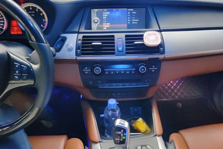 Used BMW X6 M 2010 X6 M Audio And AC Panel