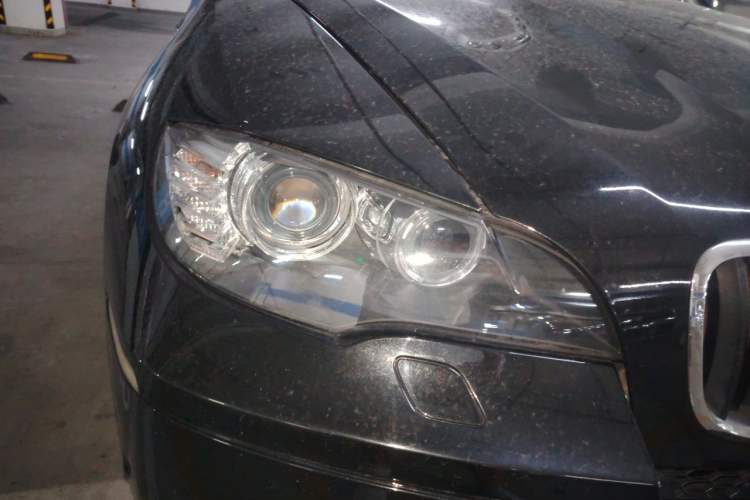 Used BMW X6 M 2010 X6 M Right Front Headlight