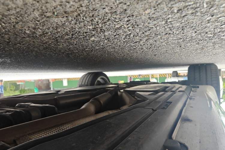 Used BMW X6 M 2013 X6 M Chassis Front Right