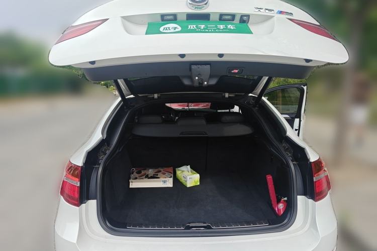 Used BMW X6 M 2013 X6 M Trunk