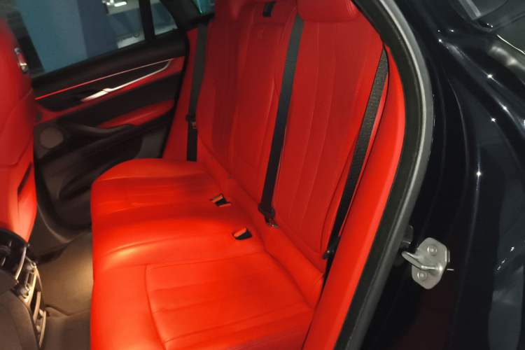 Used BMW X6 M 2015 X6 M Left Rear Seat