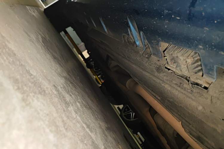 Used BMW X6 M  Chassis Front Right