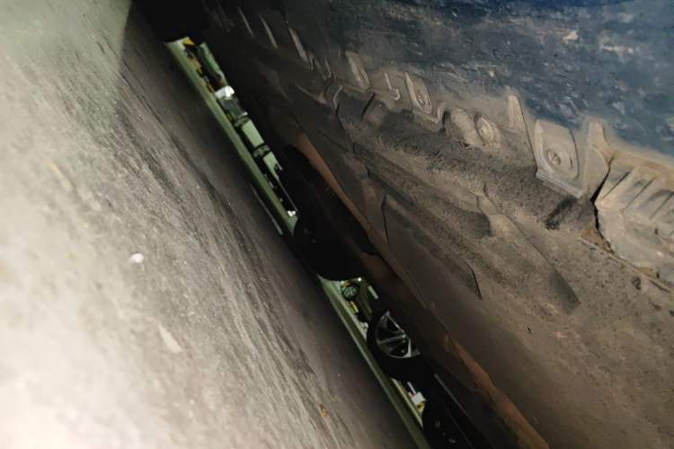 Used BMW X6 M  Chassis Rear Left