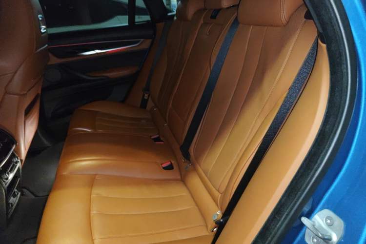 Used BMW X6 M  Left Rear Seat