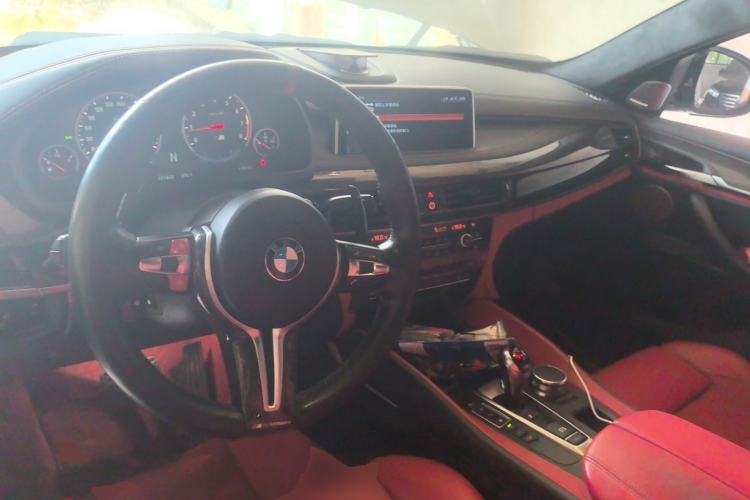 Used BMW X6 M 2015 X6 M Center Console