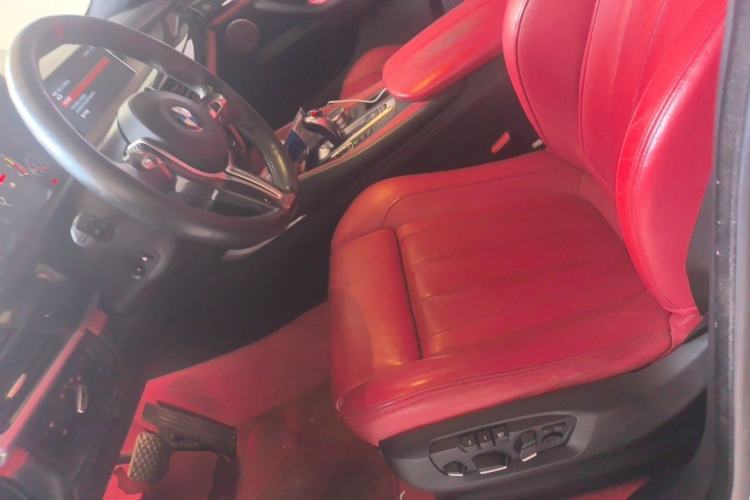 Used BMW X6 M 2015 X6 M Left Front Seat