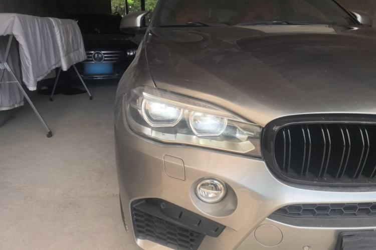 Used BMW X6 M 2015 X6 M Right Front Headlight