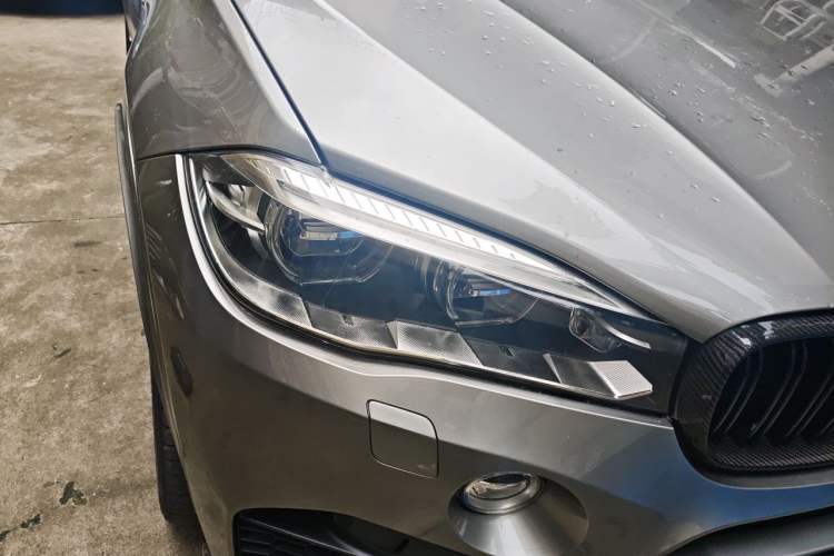Used BMW X6 M 2015 X6 M Right Front Headlight