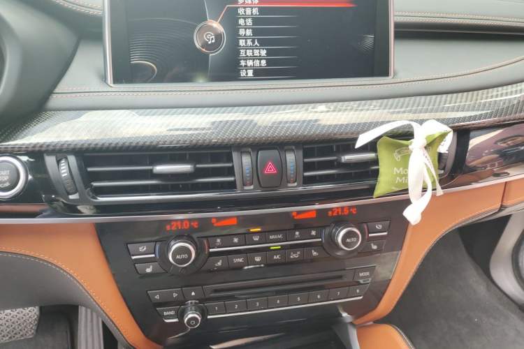 Used BMW X6 M 2015 X6 M Audio And AC Panel