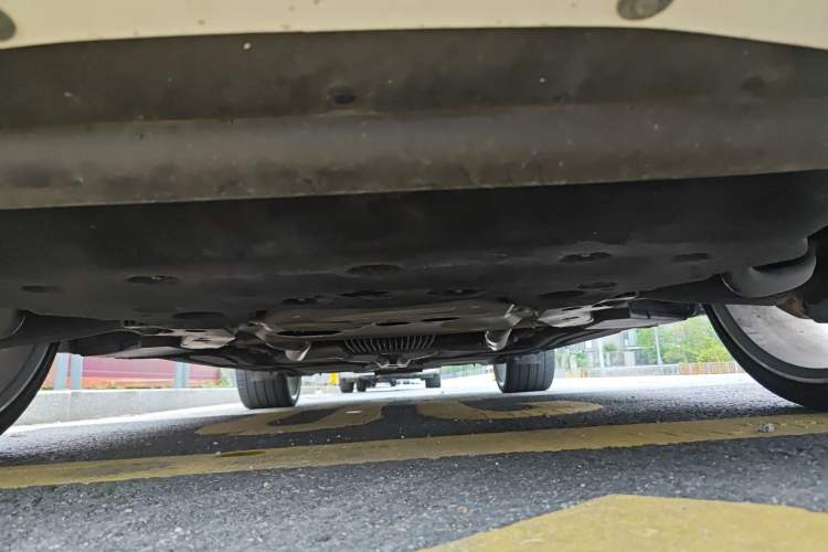 Used BMW X6 M 2015 X6 M Chassis Front