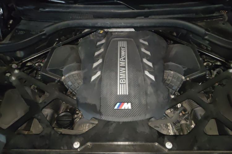 Used BMW X6 M 2020 X6 M Engine Bay