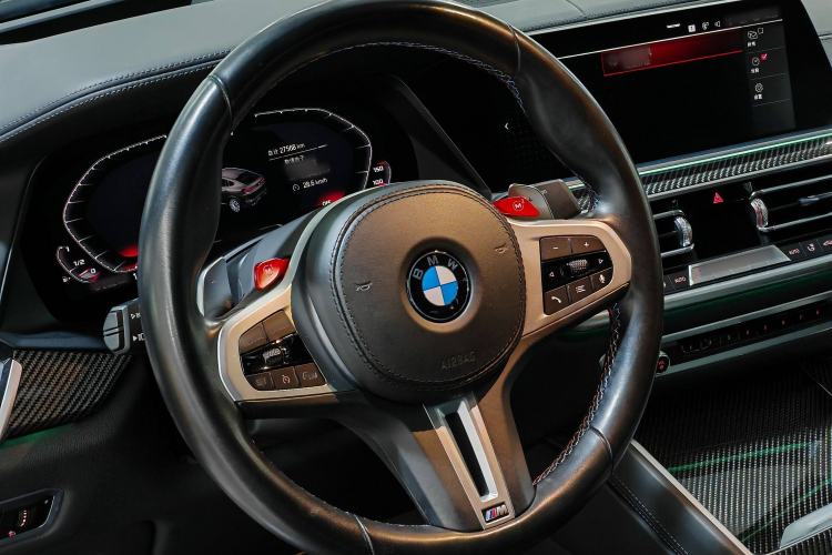 Used BMW X6 M 2022 X6 M Interior 3