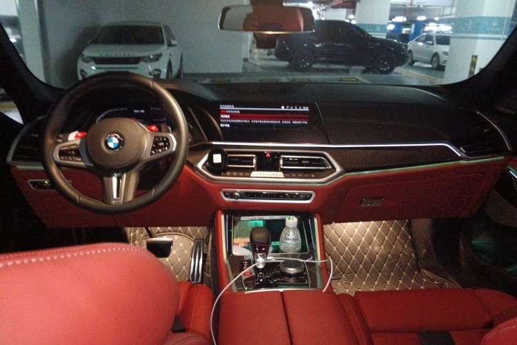 Used BMW X6 M 2022 X6 M Center Console