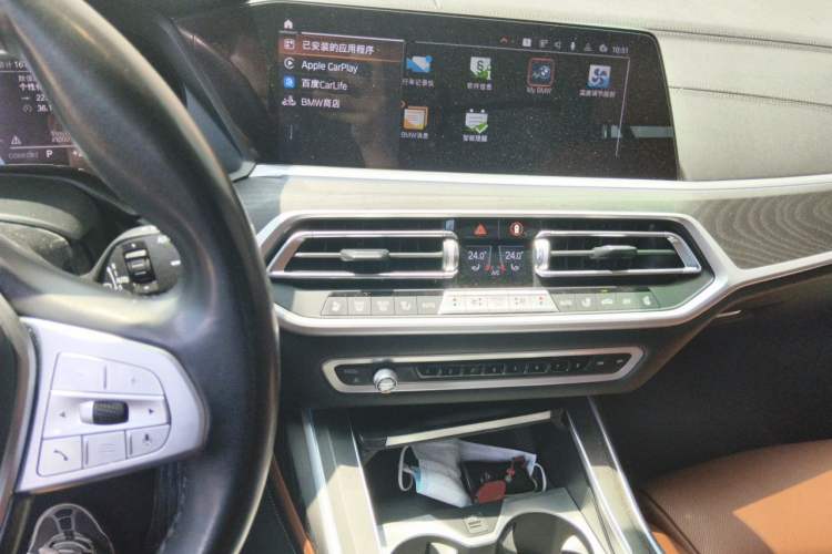Used BMW X7 2019 xDrive40i Luxury Package with Leading Features Audio And AC Panel