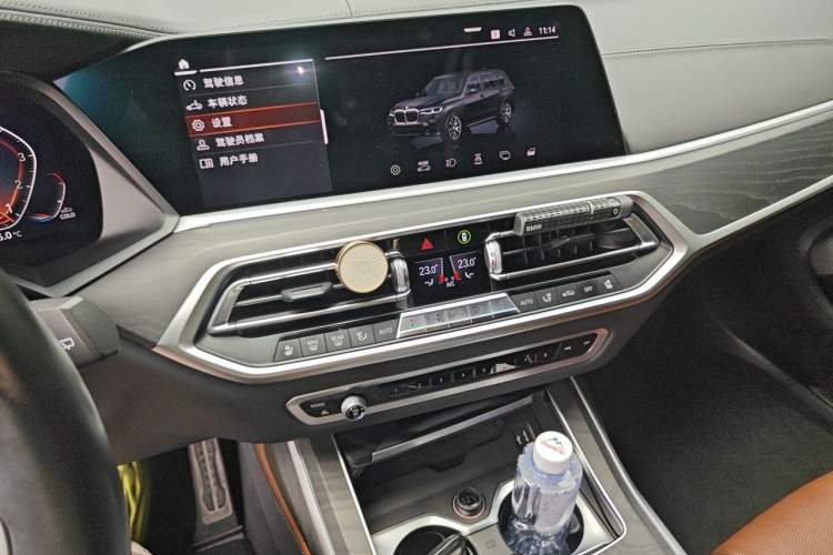 Used BMW X7 2019 xDrive40i Executive Model M Sport Package Audio And AC Panel