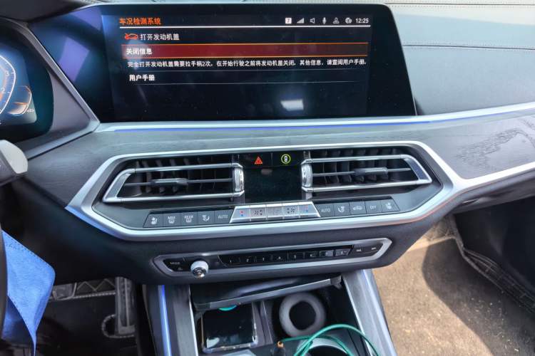 Used BMW X7 2019 xDrive40i Luxury M Sport Package Audio And AC Panel