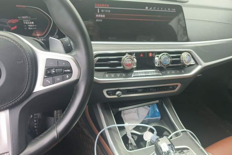 Used BMW X7 2019 xDrive40i Luxury M Sport Package Audio And AC Panel