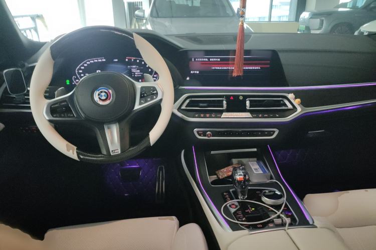 Used BMW X7 2019 xDrive40i Luxury M Sport Package Center Console