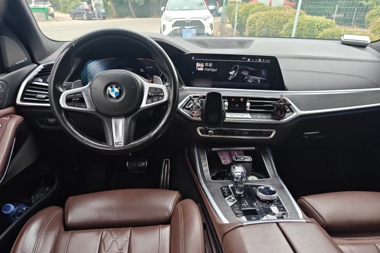 Used BMW X7 2019 xDrive40i Luxury M Sport Package Center Console