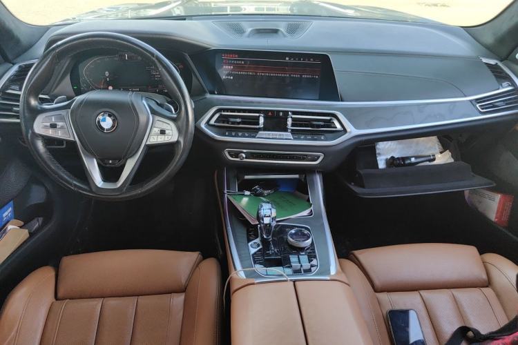 Used BMW X7 2019 xDrive40i Personalized Limited Edition Luxury Package Center Console