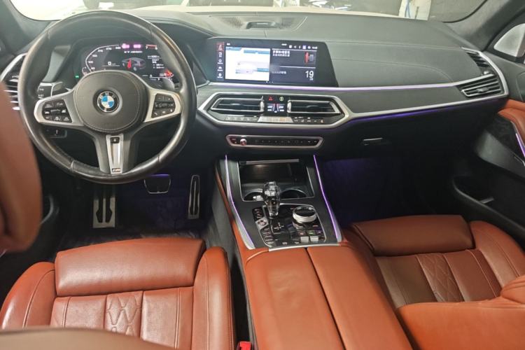 Used BMW X7 2019 xDrive40i Executive Model M Sport Package Center Console