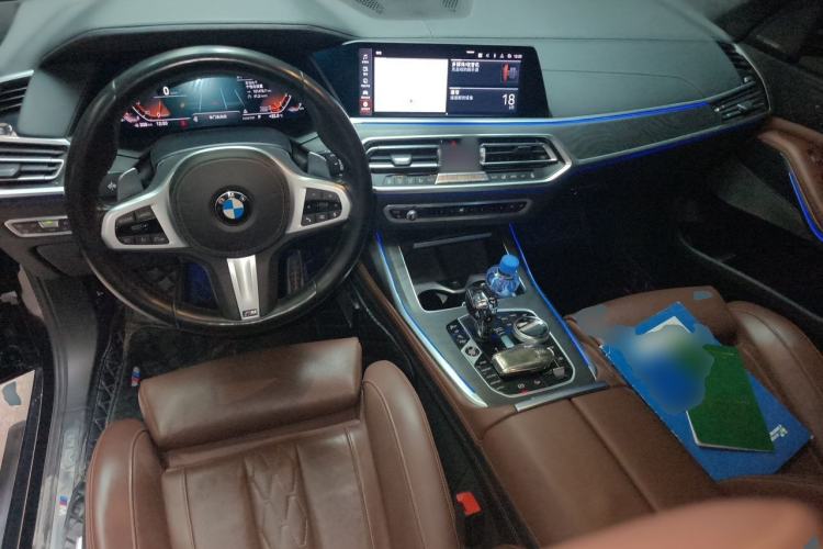 Used BMW X7 2019 xDrive40i Luxury M Sport Package Center Console