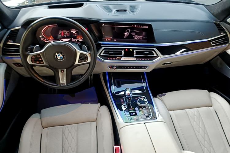Used BMW X7 2019 xDrive40i Executive Model M Sport Package Center Console