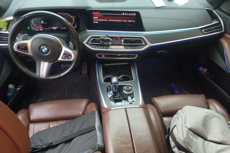 Used BMW X7 2019 xDrive40i Luxury M Sport Package Center Console