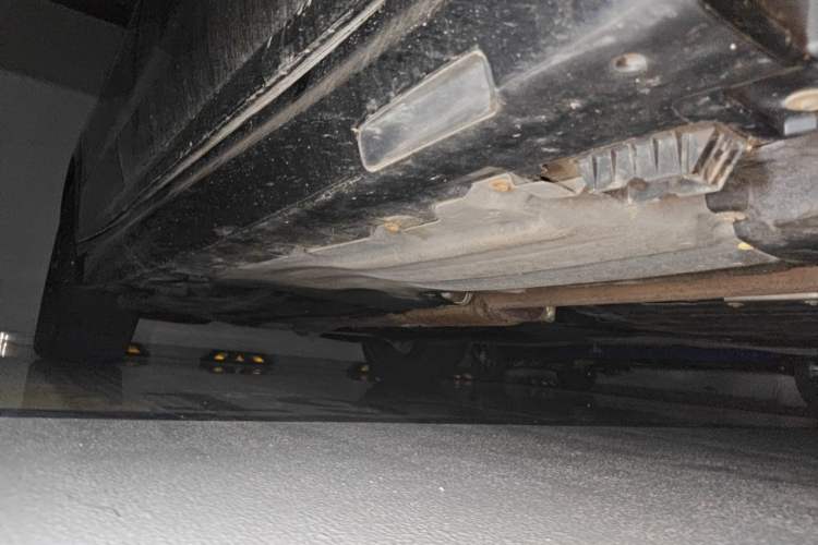 Used BMW X7  Chassis Front Right
