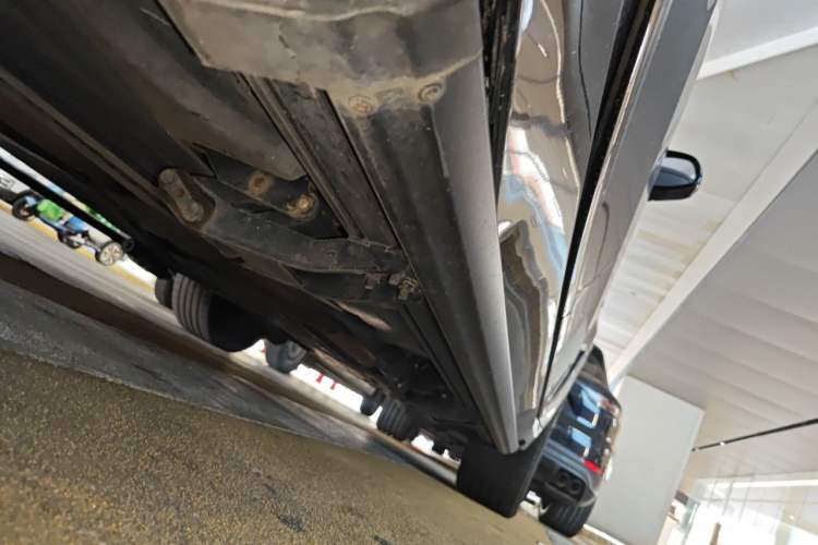 Used BMW X7 2019 xDrive40i Luxury M Sport Package Chassis Rear Right
